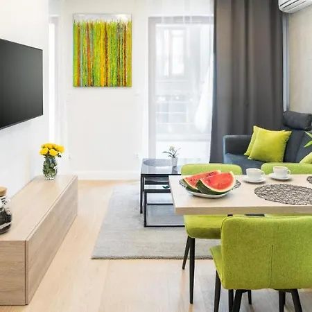Rakowicka With Tarrace, Ac And Free Parking Apartman