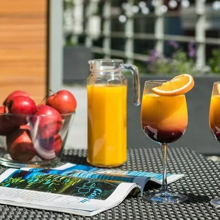 Rakowicka With Tarrace, Ac And Free Parking Daire