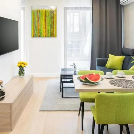 Rakowicka With Tarrace, Ac And Free Parking Apartmán