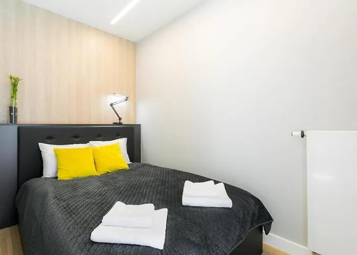 Rakowicka With Tarrace, Ac And Free Parking * Krakow