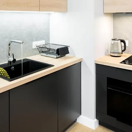 Rakowicka With Tarrace, Ac And Free Parking Krakov