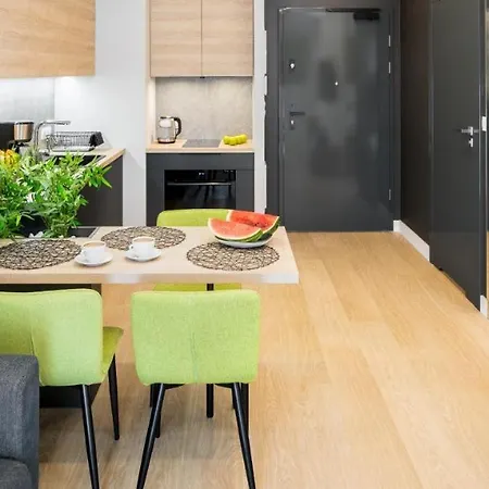 Apartmán Rakowicka With Tarrace, Ac And Free Parking